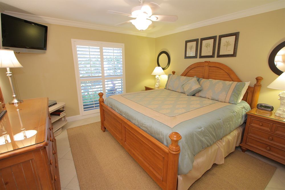 Beach Castle Resort By Rva Longboat Key Exterior foto