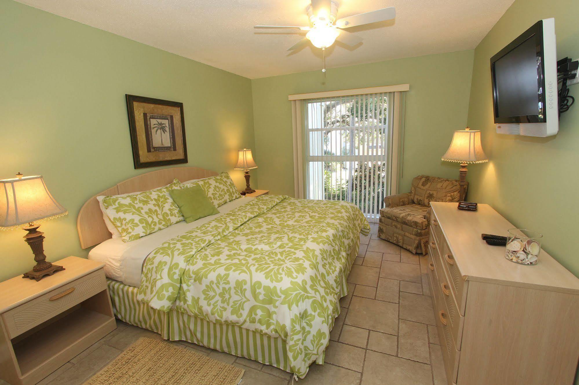 Beach Castle Resort By Rva Longboat Key Exterior foto